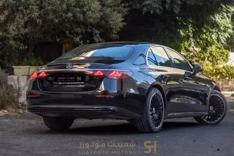 Used Mercedes-Benz E-Class 200 VI (W214, S214), 2.0 l, 2024 in Jordan, Amman by SHAYBETH MOTORS, Black color. European Specs | AUTO.AE | Listing #295613 — photo 3 of 10