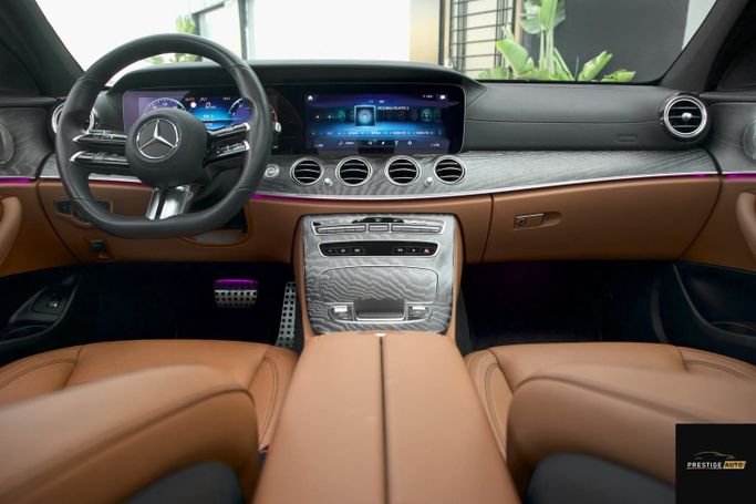 مستعملة Mercedes-Benz E-Class 350 V (W213, S213, S213, C238) فيس ليفت، 2.0 لتر، 2021 في الأردن، عمان من PRESTIGE AUTO، اللون أزرق داكن.  | AUTO.AE | إعلان #296252 — صورة 13 من 38