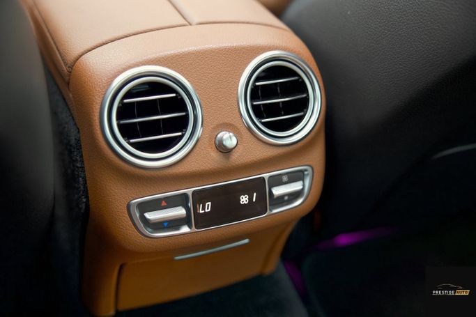 مستعملة Mercedes-Benz E-Class 350 V (W213, S213, S213, C238) فيس ليفت، 2.0 لتر، 2021 في الأردن، عمان من PRESTIGE AUTO، اللون أزرق داكن.  | AUTO.AE | إعلان #296252 — صورة 20 من 38