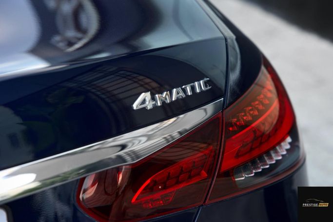 مستعملة Mercedes-Benz E-Class 350 V (W213, S213, S213, C238) فيس ليفت، 2.0 لتر، 2021 في الأردن، عمان من PRESTIGE AUTO، اللون أزرق داكن.  | AUTO.AE | إعلان #296252 — صورة 32 من 38