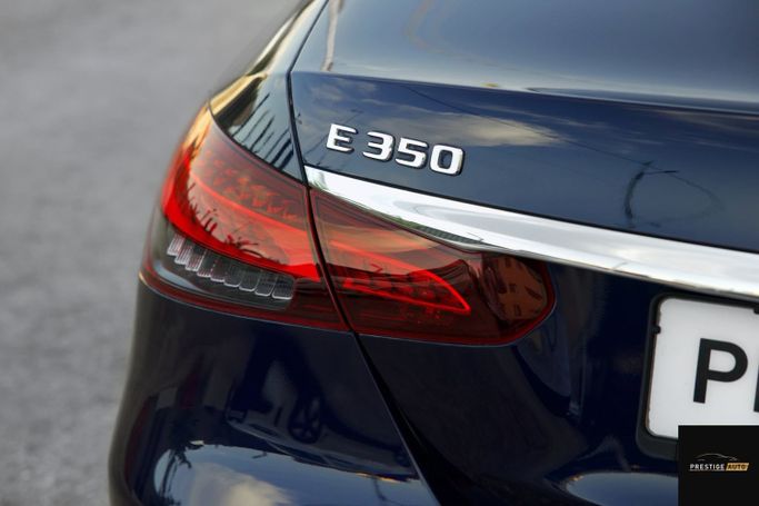 مستعملة Mercedes-Benz E-Class 350 V (W213, S213, S213, C238) فيس ليفت، 2.0 لتر، 2021 في الأردن، عمان من PRESTIGE AUTO، اللون أزرق داكن.  | AUTO.AE | إعلان #296252 — صورة 35 من 38
