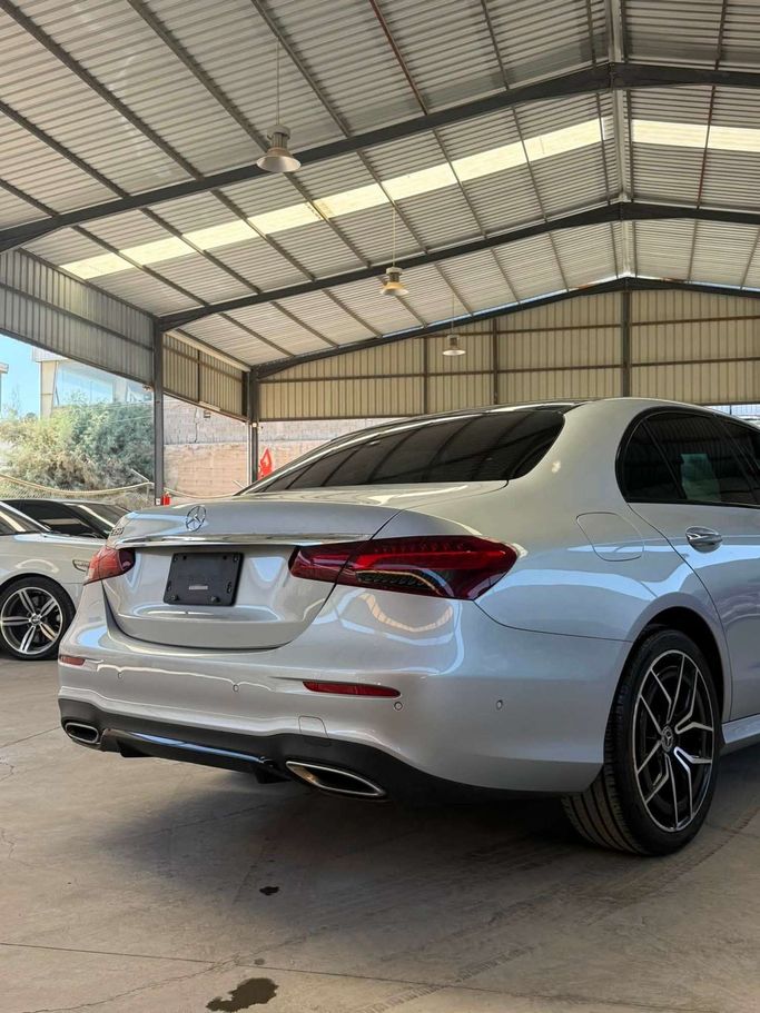 مستعملة Mercedes-Benz E-Class 350 V (W213, S213, S213, C238) فيس ليفت، 2.0 لتر، 2022 في الأردن، عمان من AL HAYDAR CARS، اللون فضي.  | AUTO.AE | إعلان #296538 — صورة 3 من 10