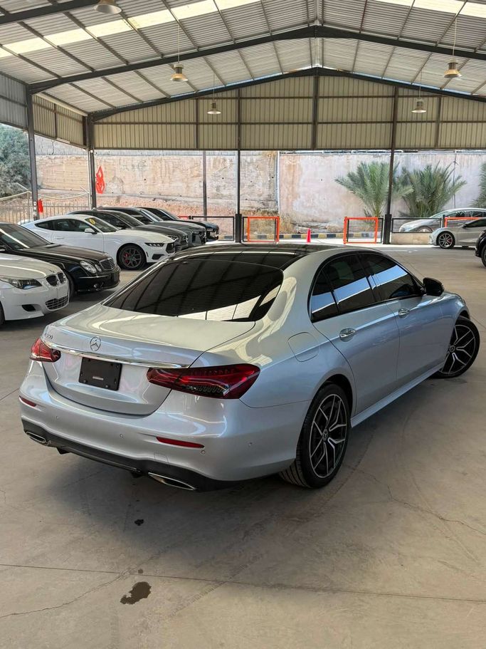 مستعملة Mercedes-Benz E-Class 350 V (W213, S213, S213, C238) فيس ليفت، 2.0 لتر، 2022 في الأردن، عمان من AL HAYDAR CARS، اللون فضي.  | AUTO.AE | إعلان #296538 — صورة 5 من 10