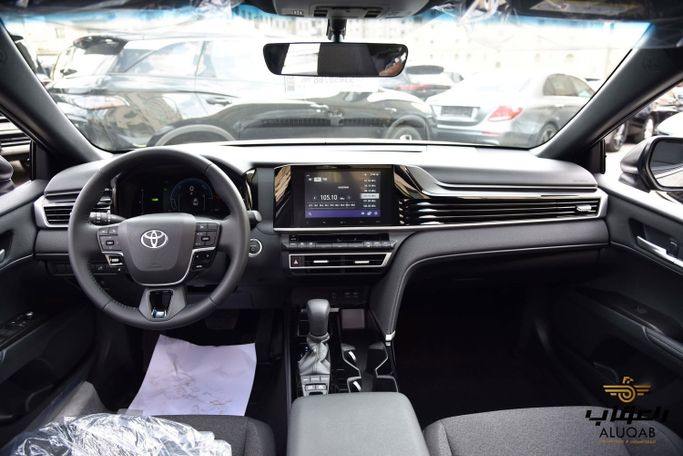Новый Toyota Camry IX (XV80), 2.5 л, 2026 в Иордания, Амман от AL UQAB TRADING Серый цвет.  | AUTO.AE | Объявление #295596 — фото 15 из 23