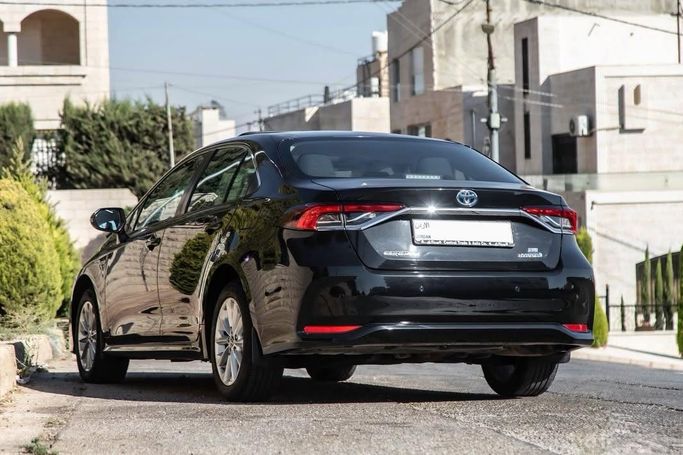 Подержанный Toyota Corolla XII (E210), 1.8 л, 2019 в Иордания, Амман от AL FURSAN MOTORS Черный цвет.  | AUTO.AE | Объявление #296411 — фото 10 из 10