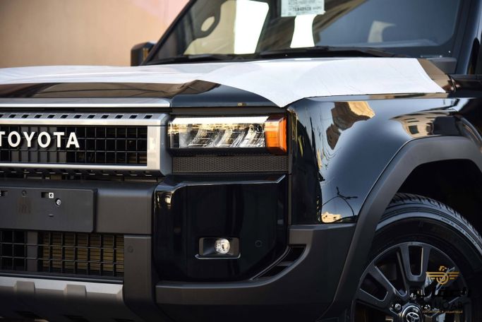 New Toyota Land Cruiser Prado 250 Series, 2.4 l, 2025 in Jordan, Amman by AL UQAB TRADING, Black color.  | AUTO.AE | Listing #295677 — photo 4 of 21