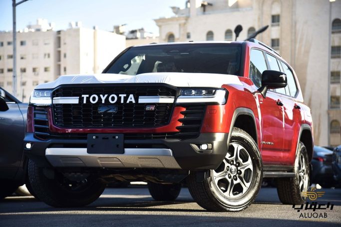 جديدة Toyota Land Cruiser i-FORCE MAX السلسلة 300، 3.4 لتر، 2026 في الأردن، عمان من AL UQAB TRADING، اللون أحمر.  | AUTO.AE | إعلان #295598 — صورة 2 من 31