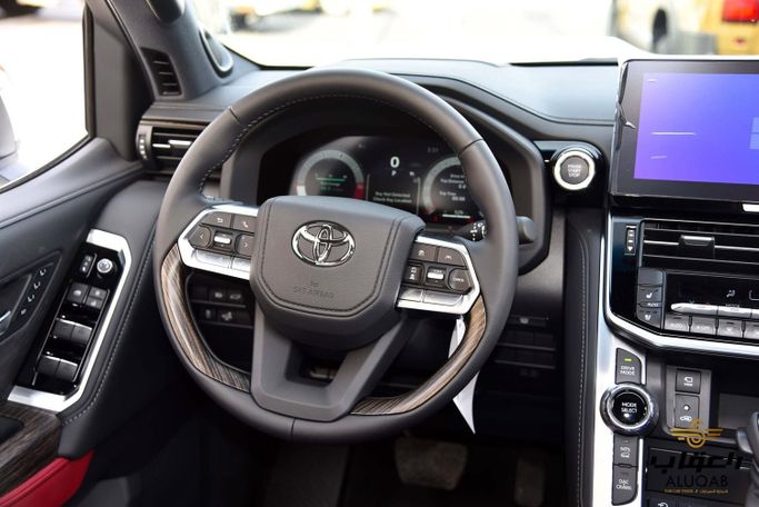 جديدة Toyota Land Cruiser i-FORCE MAX السلسلة 300، 3.4 لتر، 2026 في الأردن، عمان من AL UQAB TRADING، اللون أبيض.  | AUTO.AE | إعلان #295634 — صورة 16 من 33