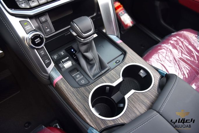 جديدة Toyota Land Cruiser i-FORCE MAX السلسلة 300، 3.4 لتر، 2026 في الأردن، عمان من AL UQAB TRADING، اللون أبيض.  | AUTO.AE | إعلان #295634 — صورة 26 من 33
