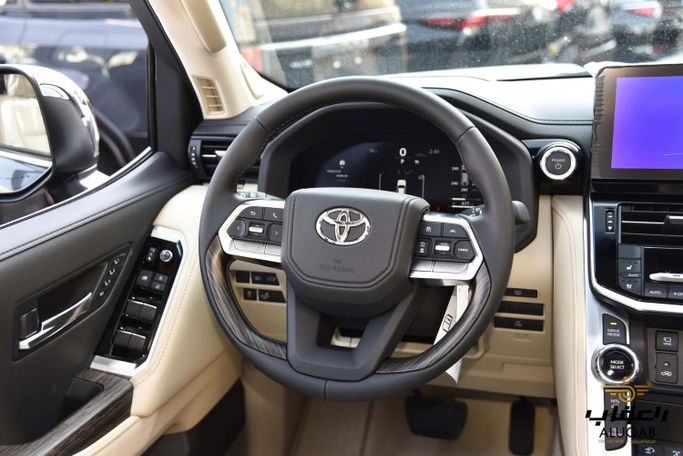 جديدة Toyota Land Cruiser i-FORCE MAX السلسلة 300، 3.4 لتر، 2026 في الأردن، عمان من AL UQAB TRADING، اللون رمادي.  | AUTO.AE | إعلان #295637 — صورة 22 من 25