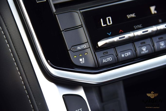 جديدة Toyota Land Cruiser السلسلة 300، 4.0 لتر، 2026 في الأردن، عمان من AL UQAB TRADING، اللون أسود.  | AUTO.AE | إعلان #295646 — صورة 16 من 17
