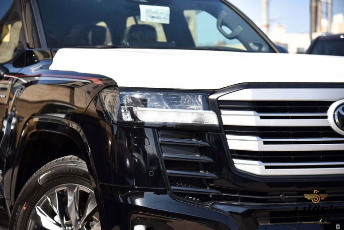 جديدة Toyota Land Cruiser i-FORCE MAX السلسلة 300، 3.4 لتر، 2026 في الأردن، عمان من AL UQAB TRADING، اللون أسود.  | AUTO.AE | إعلان #295653 — صورة 4 من 26