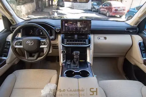 جديدة Toyota Land Cruiser Twin Turbo السلسلة 300، 3.5 لتر، 2026 في الأردن، عمان من SHAYBETH MOTORS، اللون أسود. أخرى | AUTO.AE | إعلان #295720 — صورة 4 من 10