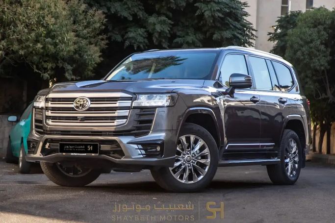 Подержанный Toyota Land Cruiser Twin Turbo 300 Series, 3.5 л, 2025 в Иордания, Амман от SHAYBETH MOTORS Серый цвет. Other | AUTO.AE | Объявление #296498 — фото 2 из 10