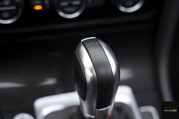 مستعملة Volkswagen Golf GTI سابعاً، 2.0 لتر، 2016 في الأردن، عمان من PRESTIGE AUTO، اللون أسود.  | AUTO.AE | إعلان #296262 — صورة 15 من 33