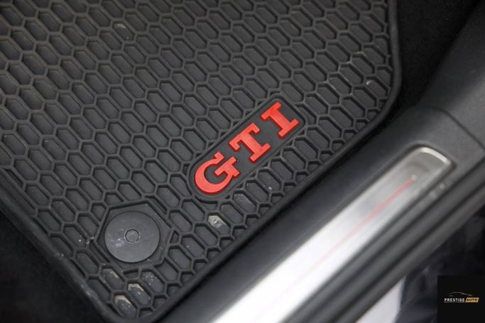 مستعملة Volkswagen Golf GTI سابعاً، 2.0 لتر، 2016 في الأردن، عمان من PRESTIGE AUTO، اللون أسود.  | AUTO.AE | إعلان #296262 — صورة 21 من 33