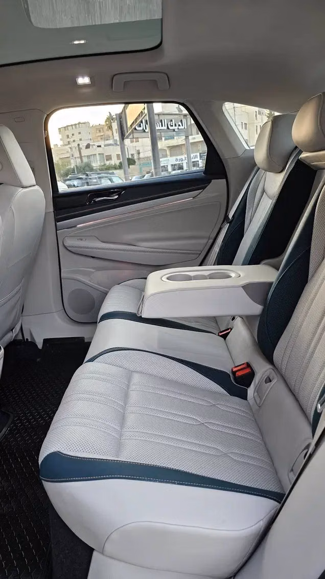 جديدة Volkswagen ID.7، 2026 في الأردن، عمان من BASMAN AUTO، اللون أخضر. المواصفات الصينية | AUTO.AE | إعلان #296106 — صورة 7 من 15