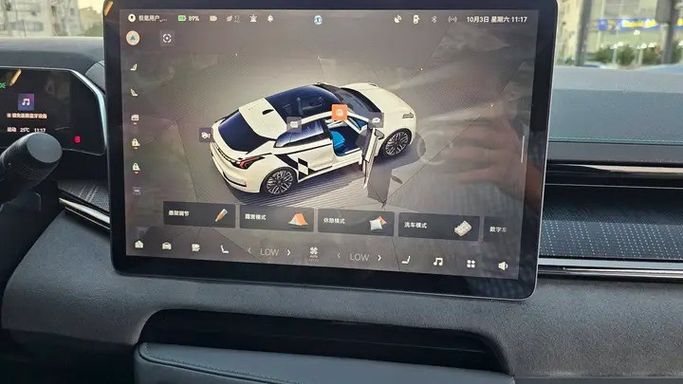 Подержанный Zeekr 001 I, 2022 в Иордания, Амман от BASMAN AUTO Серый цвет.  | AUTO.AE | Объявление #296087 — фото 13 из 16