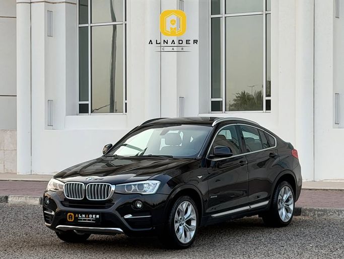 مستعملة ⁦BMW X4 20i xDrive ط (F26)، 2.0 l، 2016⁩ في في الكويت, الفروانية من ALNADER CAR، اللون أسود.  | AUTO.AE | إعلان #287289