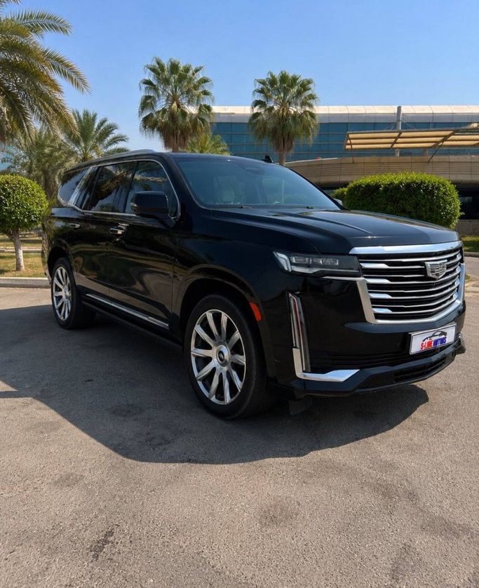 مستعملة Cadillac Escalade V، 6.2 لتر، 2022 في الكويت، الفروانية من S LINE MOTORS، اللون أسود. أخرى | AUTO.AE | إعلان #296274