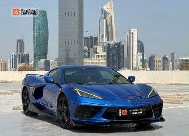 مستعملة ⁦Chevrolet Corvette Stingray C8، 6.2 l، 2021⁩ في في الكويت, الفروانية من ALLAHO MOTORS، اللون أزرق. المواصفات الأمريكية | AUTO.AE | إعلان #289431
