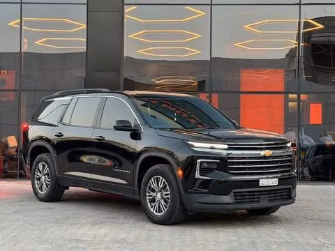 مستعملة ⁦Chevrolet Traverse فيس ليفت الثاني، 3.6 l، 2024⁩ في في الكويت, الفروانية من ALSALEEM MOTORS، اللون أسود.  | AUTO.AE | إعلان #289750