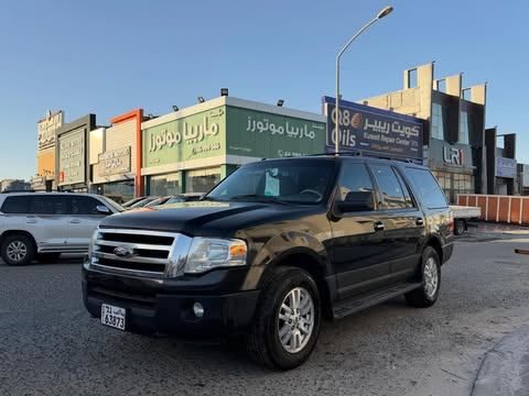 Used ⁦Ford Expedition III, 5.4 l, 2013⁩ in Kuwait, Al Farwānīyah by MARBEYA MOTORS, Black color.  | AUTO.AE | Listing #287403