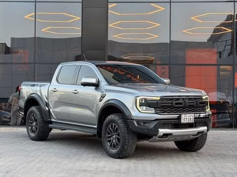 مستعملة ⁦Ford Ranger T6.2، 3.0 l، 2023⁩ في في الكويت, الفروانية من ALSALEEM MOTORS، اللون فضي.  | AUTO.AE | إعلان #289754