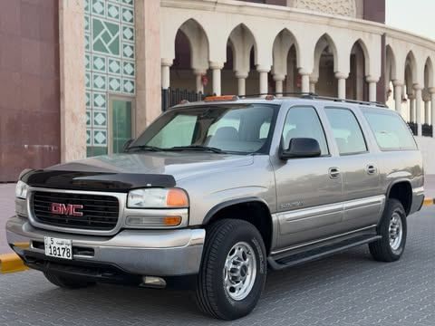 Подержанный ⁦GMC Yukon II (GMT800), 5.3 л, 2001⁩ в Кувейт, Аль-Фарванийя от MARBEYA MOTORS Серый цвет.  | AUTO.AE | Объявление #287422