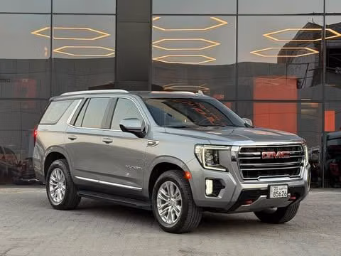Used ⁦GMC Yukon V, 5.3 l, 2023⁩ in Kuwait, Al Farwānīyah by ALSALEEM MOTORS, Silver color.  | AUTO.AE | Listing #289741