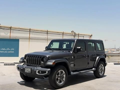 Used ⁦Jeep Wrangler IV (JL), 2.0 l, 2021⁩ in Kuwait, Al Farwānīyah by MARBEYA MOTORS, Grey color.  | AUTO.AE | Listing #287401