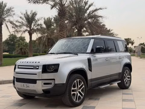 Подержанный ⁦Land Rover Defender 110 II, 3.0 л, 2024⁩ в Кувейт, Аль-Фарванийя от MARBEYA MOTORS Серебристый цвет.  | AUTO.AE | Объявление #286719