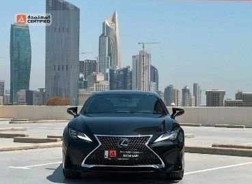 مستعملة ⁦Lexus RC 300 أنا فيس ليفت، 2.0 l، 2025⁩ في في الكويت, الفروانية من ALLAHO MOTORS، اللون أسود.  | AUTO.AE | إعلان #289075