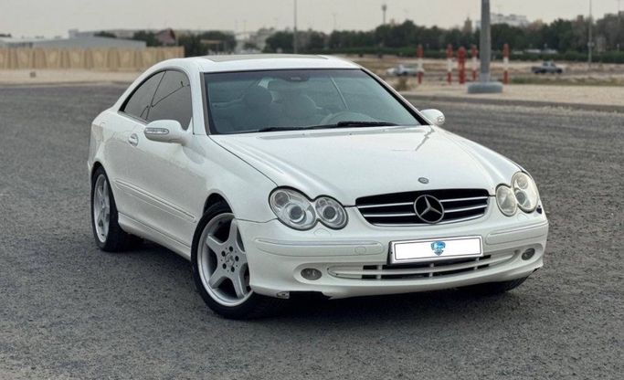 مستعملة ⁦Mercedes-Benz CLK-Class 200 II (W209)، 2.6 l، 2003⁩ في في الكويت, الفروانية من ALARAAB_AUTO، اللون أبيض. أخرى | AUTO.AE | إعلان #294108