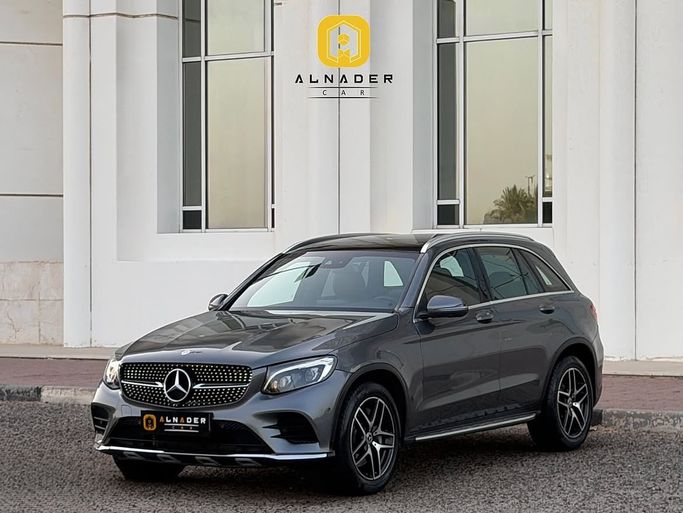 Used ⁦Mercedes-Benz GLC 300 I (X253), 2.0 l, 2017⁩ in Kuwait, Al Farwānīyah by ALNADER CAR, Grey color.  | AUTO.AE | Listing #287311