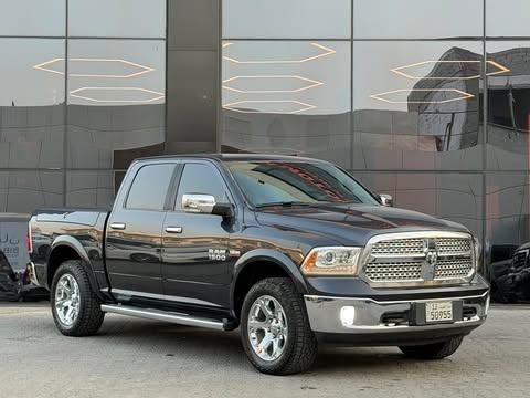 Подержанный ⁦RAM 1500 IV (DS/DJ), 3.6 л, 2015⁩ в Кувейт, Аль-Фарванийя от ALSALEEM MOTORS Черный цвет.  | AUTO.AE | Объявление #289327