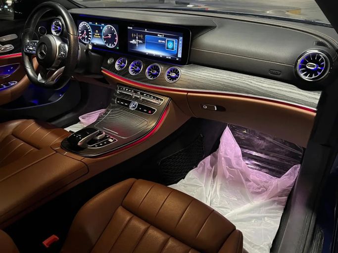 Used Mercedes-Benz E-Class 200 V (W213, S213, C238) Facelift, 2.0 l, 2020 in Kuwait, Kuwait City by LEGEND CARS, Blue color.  | AUTO.AE | Listing #295970 — photo 11 of 11
