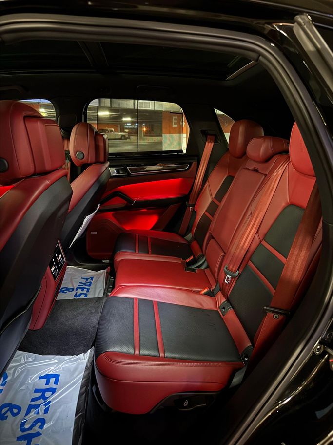 Подержанный Porsche Cayenne S III (9Y0 / 9Y3), 2.9 л, 2023 в Кувейт, Кувейт-Сити от MANART ALNAHRIN Черный цвет.  | AUTO.AE | Объявление #295676 — фото 11 из 11