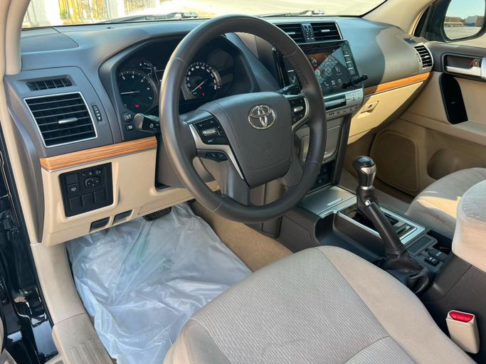 مستعملة Toyota Land Cruiser Prado 150 Series 150 Series Facelift 2، 4.0 لتر، 2019 في الكويت، مدينة الكويت من MANART ALNAHRIN، اللون أسود.  | AUTO.AE | إعلان #295705 — صورة 13 من 13