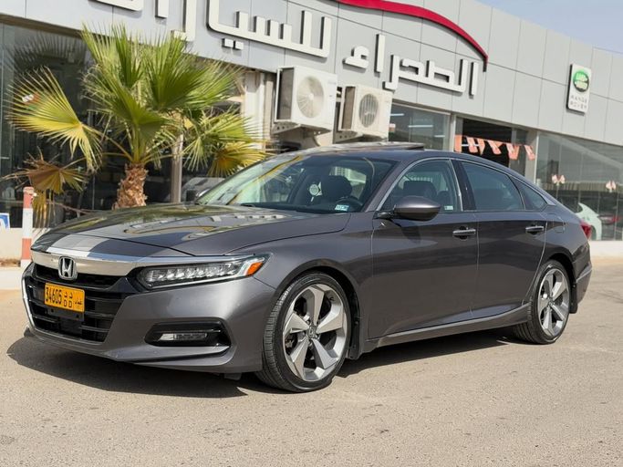 مستعملة Honda Accord فيس ليفت X, 2.0 l, 2020 في في عمان, البريمي من معرض الصحراء للسيارات ، اللون رمادي.  | AUTO.AE | إعلان #283118
