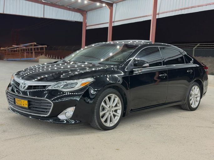 مستعملة Toyota Avalon رابعاً, 3.5 l, 2013 في في عمان, البريمي من معرض الصحراء للسيارات ، اللون أسود.  | AUTO.AE | إعلان #283080