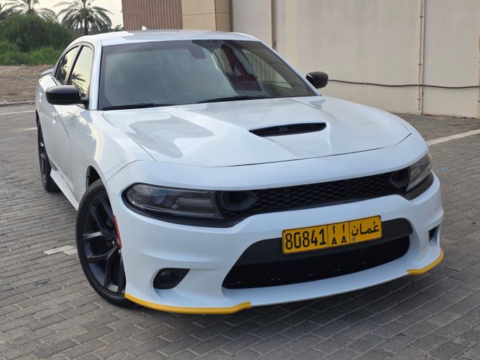 مستعملة Dodge Charger R_T عملية فيس ليفت السابع (LD), 5.7 l, 2021 في في عمان, السويق من السرحي للسيارات، اللون أبيض. أخرى | AUTO.AE | إعلان #269569