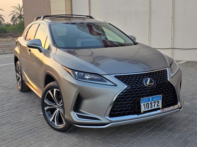 مستعملة Lexus RX 350 فيس ليفت IV, 3.5 l, 2022 في في عمان, السويق من السرحي للسيارات، اللون رمادي. أخرى | AUTO.AE | إعلان #269587