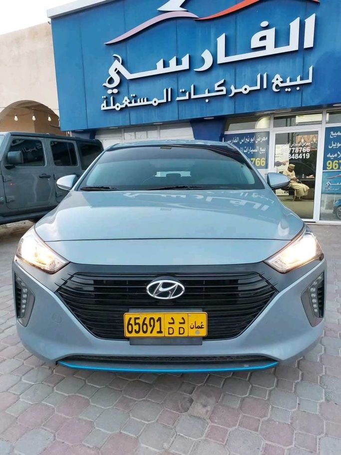 Подержанный Hyundai IONIQ, 1.6 л, 2018 в Оман, Барка’ от ABU NEBRAS AL FARSI Серый цвет. GCC | AUTO.AE | Объявление #255004