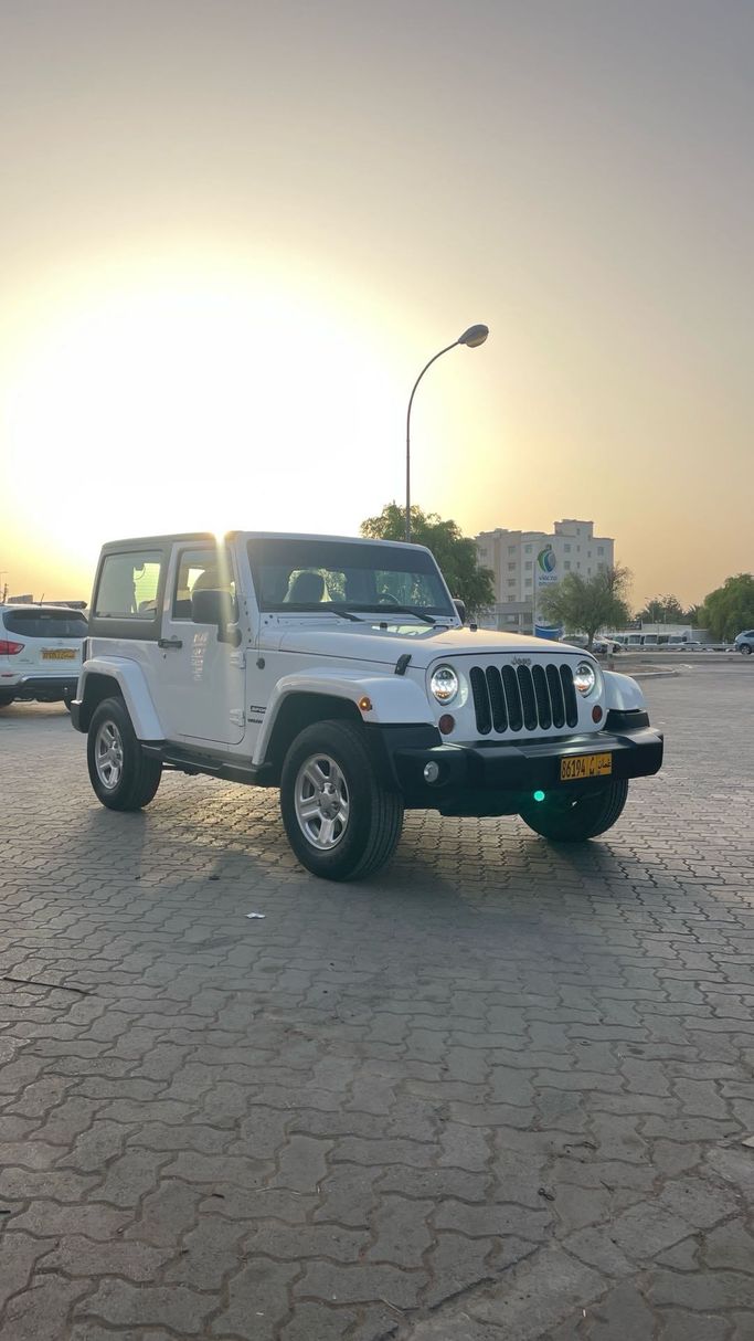 Подержанный Jeep Wrangler III (JK), 3.8 л, 2016 в Оман, Барка’ от ABDULLA AL BALUSHI CARS Белый цвет. GCC | AUTO.AE | Объявление #255356