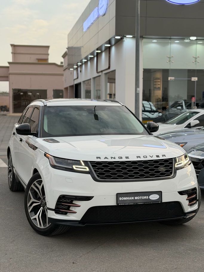 مستعملة Land Rover Range Rover Velar P300 I, 2.0 l, 2018 في في عمان, بركاء من SOMHAN MOTORS، اللون أبيض. مواصفات الخليج | AUTO.AE | إعلان #255290