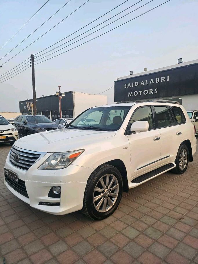 Подержанный Lexus LX 570 III, 5.7 л, 2011 в Оман, Барка’ от SAID AL ABRI CARS Белый цвет. GCC | AUTO.AE | Объявление #255227