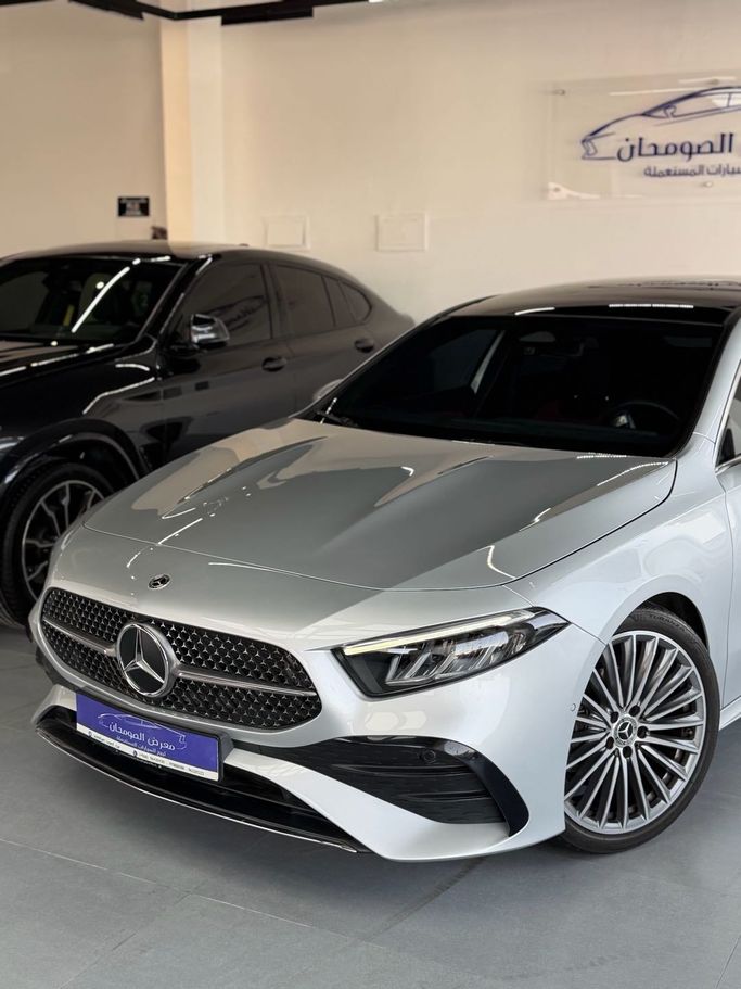 Подержанный Mercedes-Benz A-Class 200 IV (W177) Рестайлинг, 1.3 л, 2023 в Оман, Барка’ от SOMHAN MOTORS Серебристый цвет. GCC | AUTO.AE | Объявление #255113