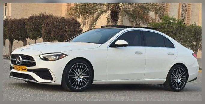 مستعملة Mercedes-Benz C-Class 300 V (W206), 2.0 l, 2022 في في عمان, بركاء من AL SUBHI SHOWROOM، اللون أبيض. أخرى | AUTO.AE | إعلان #255284