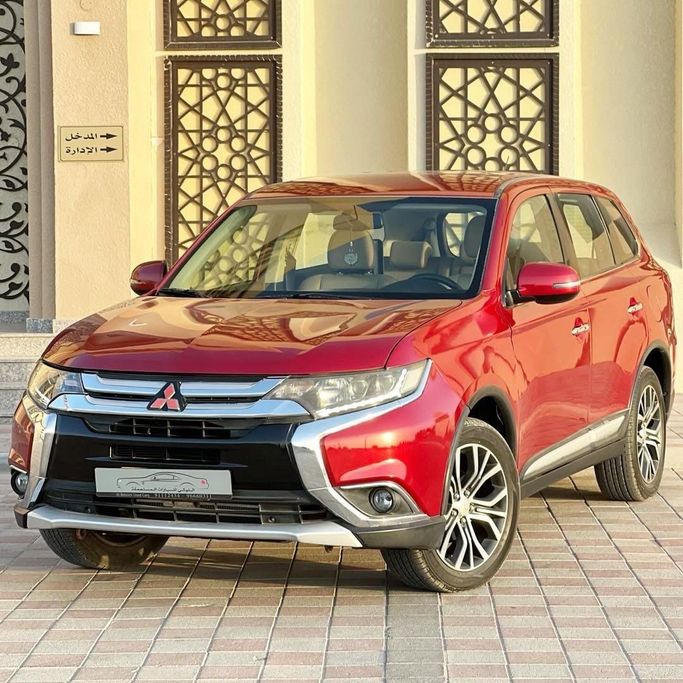 مستعملة Mitsubishi Outlander ثالثاً فيس ليفت 2, 3.0 l, 2016 في في عمان, بركاء من AL BALUSHI، اللون أحمر. مواصفات الخليج | AUTO.AE | إعلان #252261